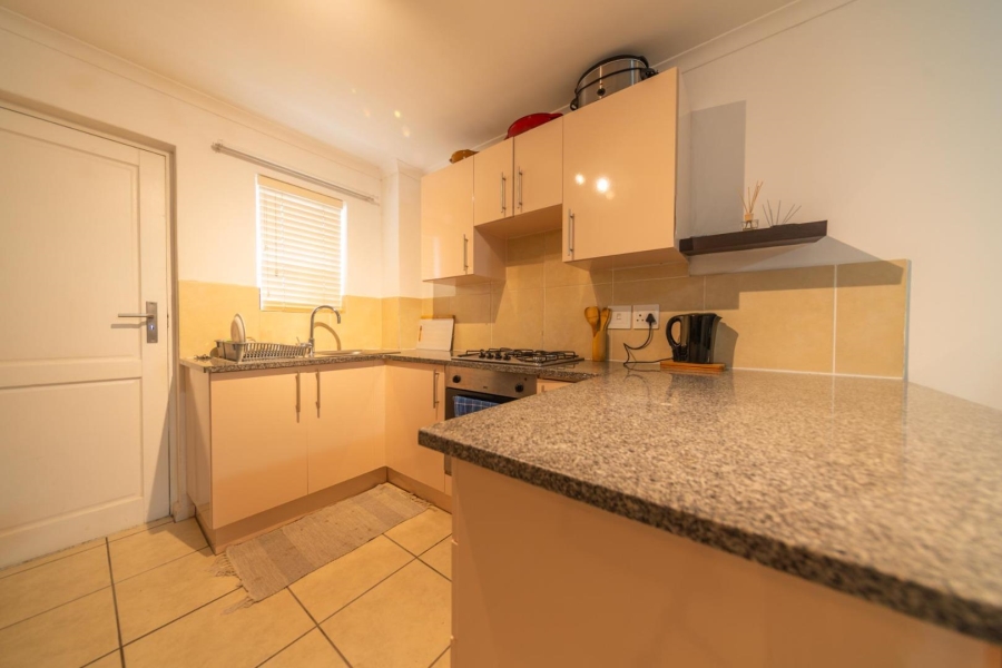 To Let 2 Bedroom Property for Rent in Nuutgevonden Western Cape